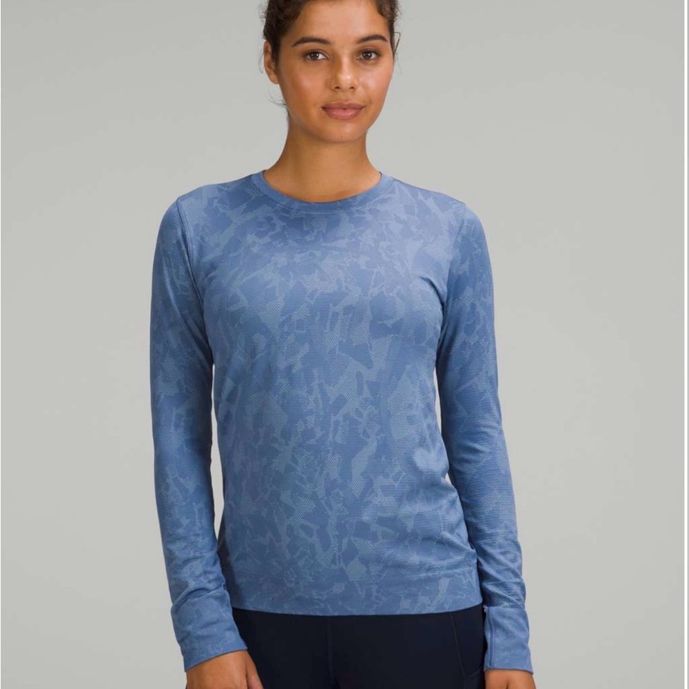 Lululemon Swiftly Relaxed-Fit Long Sleeve Shirt Mosaic Water Drop/Blue Linen 10